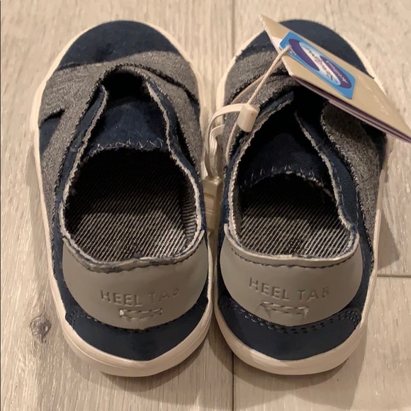 Shoes - Picture 5 of 5